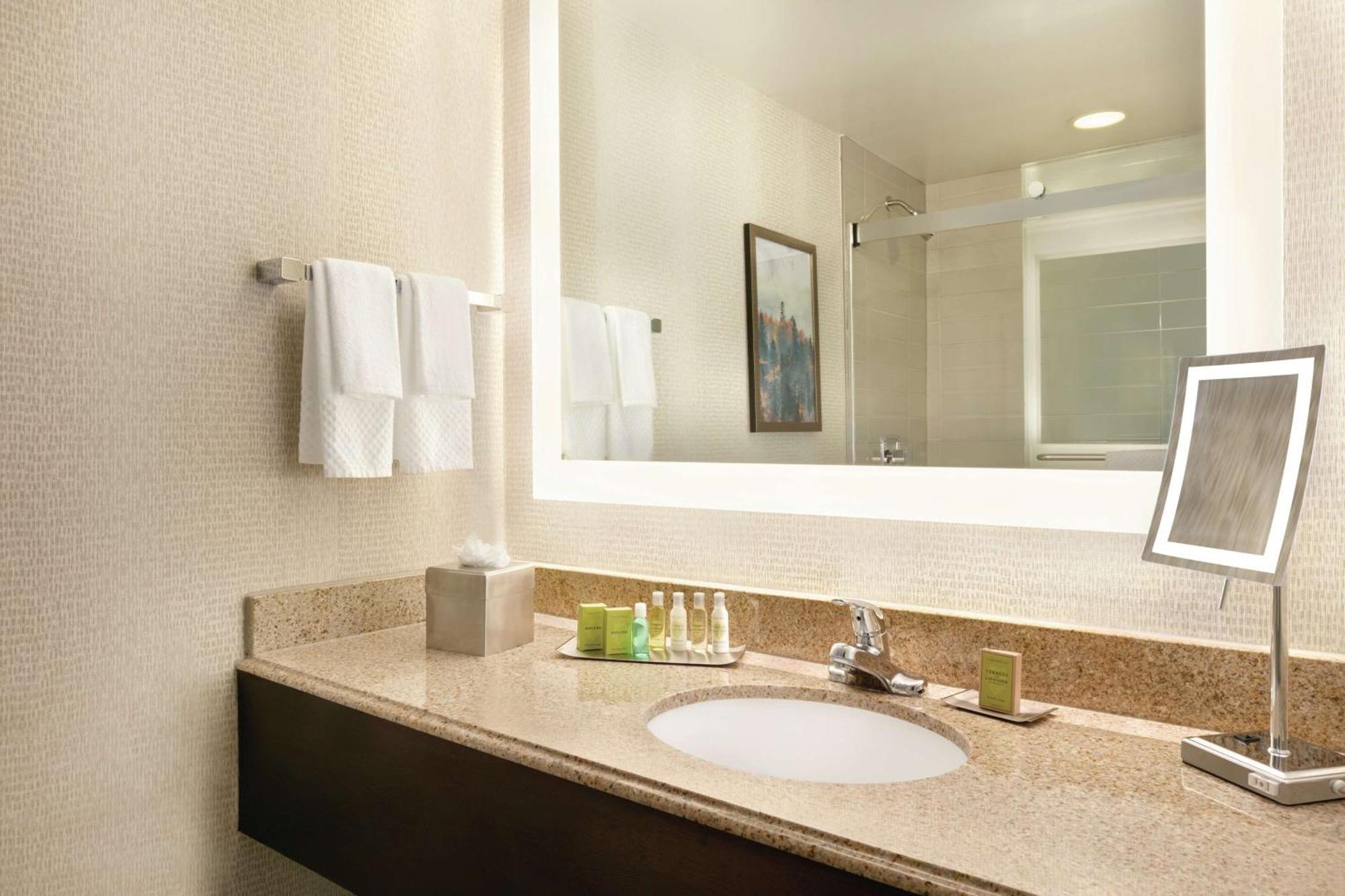Doubletree By Hilton Atlanta Northeast/Northlake Tucker Ngoại thất bức ảnh